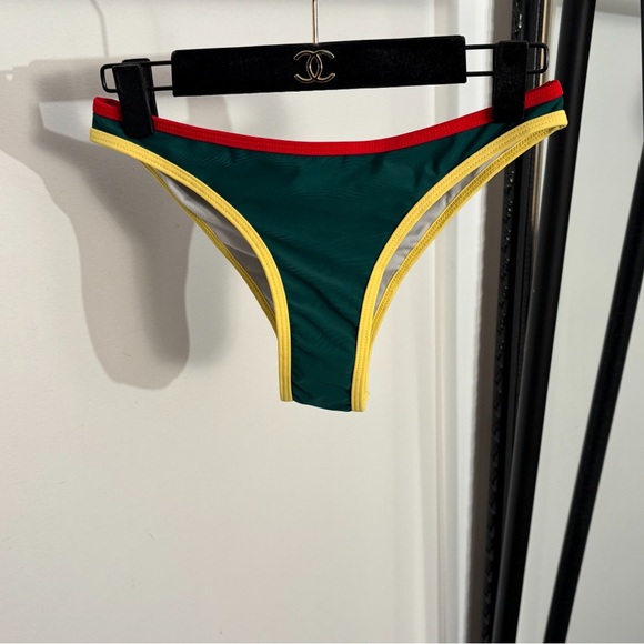 Casablanca swimsuits and bikinis - Picture 6 of 7